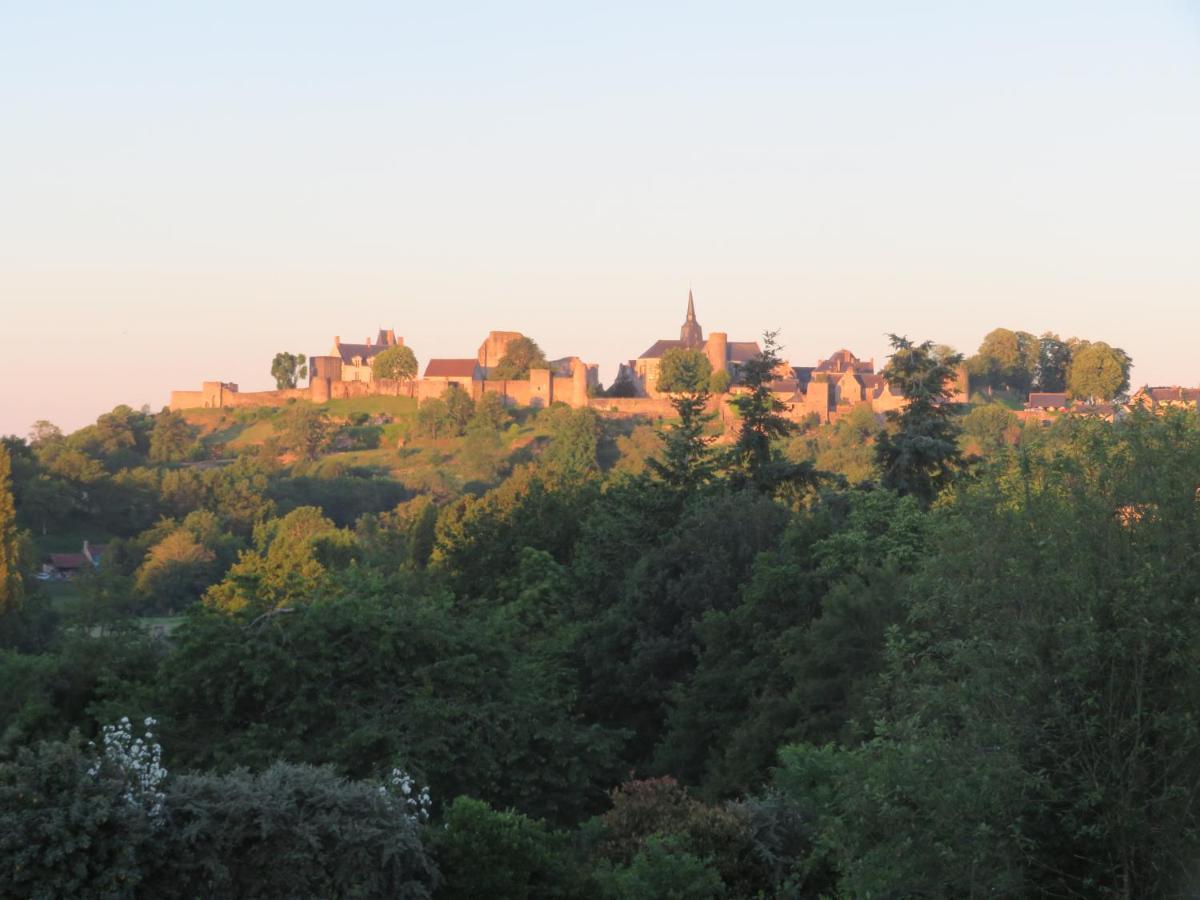 Ecrin De Verdure Sainte-Suzanne  Экстерьер фото